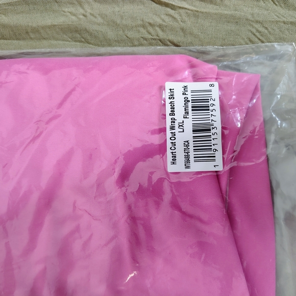 Paris Hilton Flamingo Pink Heart-cut Out Wrap Beach Skirt Sz L/XL - Picture 5 of 9